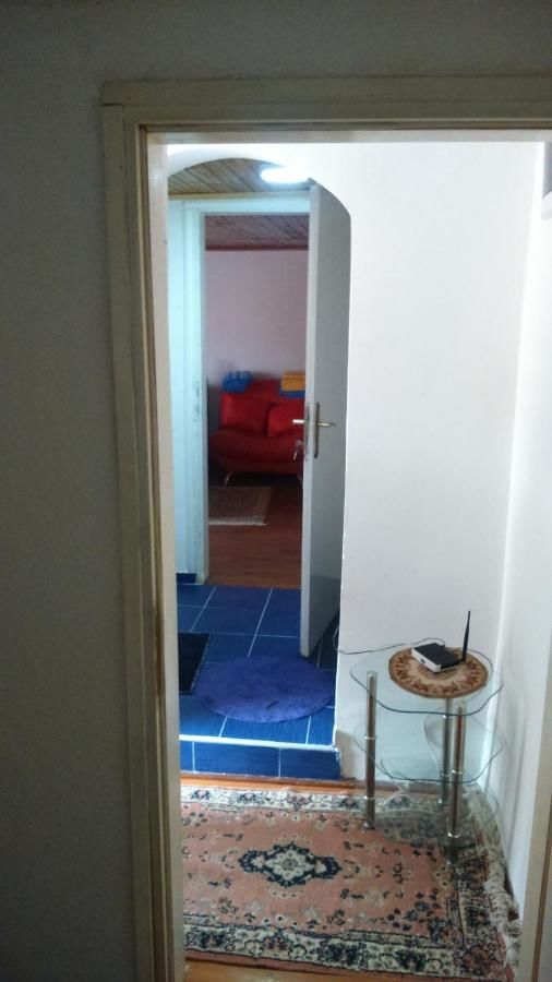 Апартаменты Apartmani Emil Подгорица